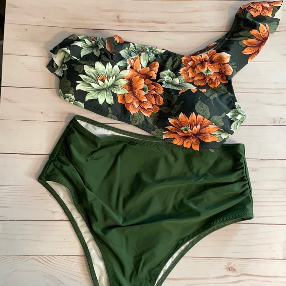 CUPSHE one shoulder floral high waist bikini